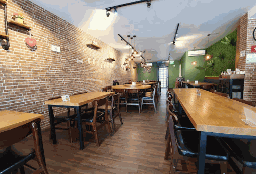 Leaf Corner Sembawang